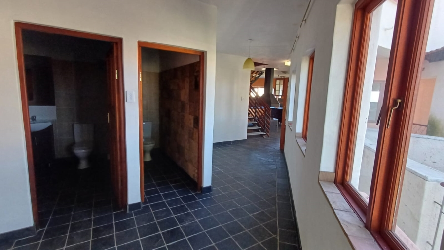 3 Bedroom Property for Sale in Kosmos Ridge North West